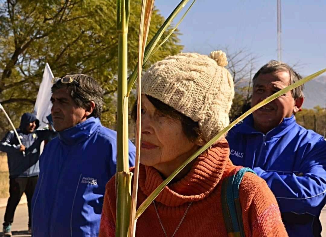 Kuky Leonardi de herrán acompañando la lucha de lossindicatos azucareros. Foto: María Alaniz